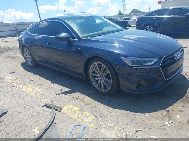 2020 AUDI A7 WAUT2AF2XLN057655 Photo 0