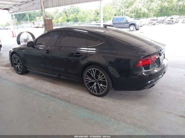 2017 AUDI A7 WAU22AFC4HN108417 Photo 2