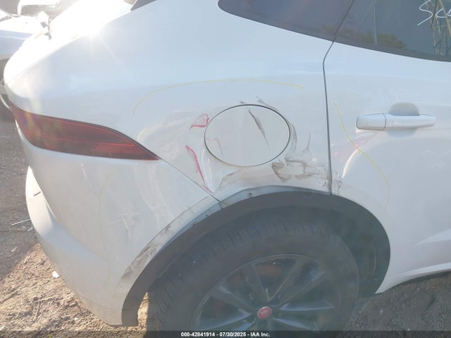 2020 JAGUAR E-PACE SADFM2GX2L1013655 Photo 5