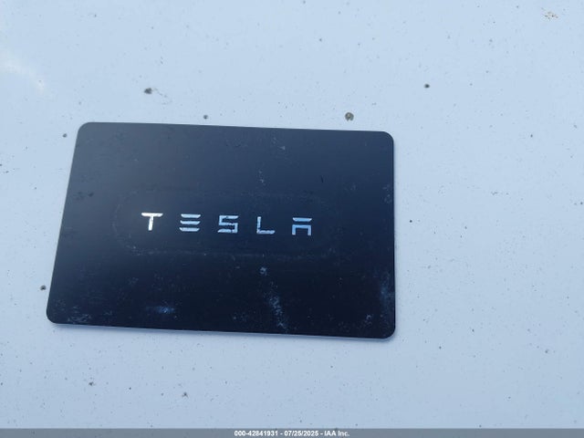 5YJ3E1EB9NF272036 Tesla MODEL 3