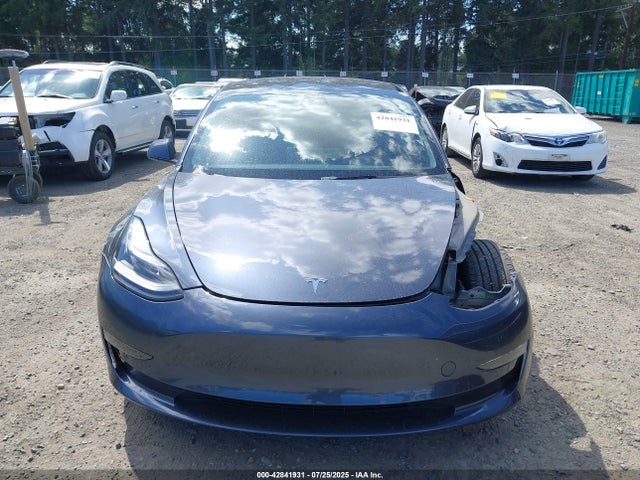 5YJ3E1EB9NF272036 Tesla MODEL 3