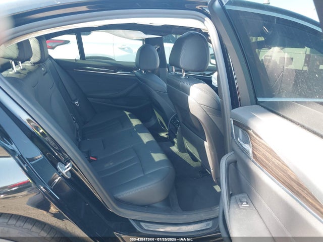 WBAJR3C03LWW76139 BMW 530I