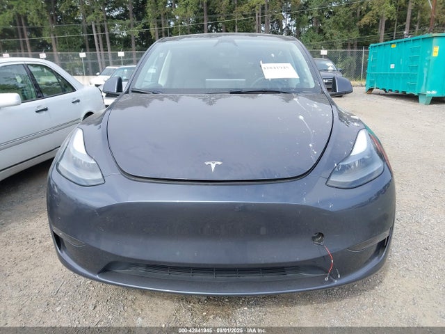 7SAYGDEE8PF904042 Tesla Model Y