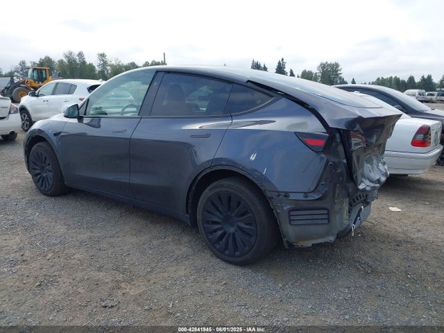 7SAYGDEE8PF904042 Tesla Model Y