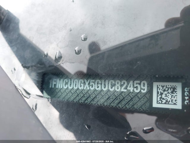 1FMCU0GX5GUC82459 Ford 2016