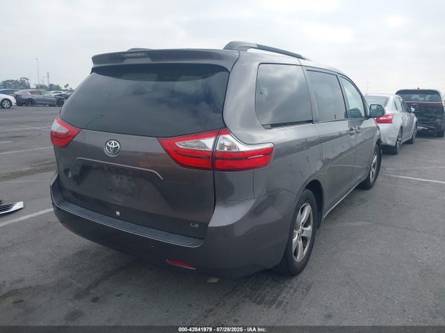 Toyota Sienna Le 8 Passenger 2015 5TDKK3DC5FS631759 Image 4