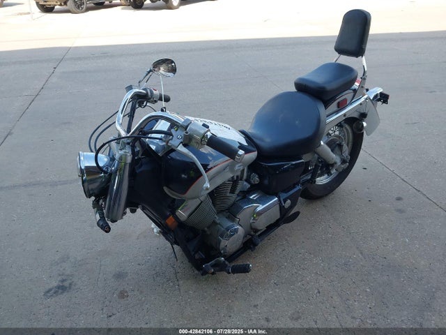 2004 HONDA VT750 JH2RC50324K010438 Photo 1