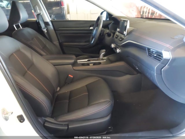 Nissan 2021 2021 1N4AL4CVXMN392011 Image 5