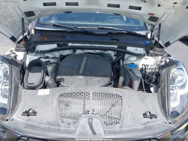 2018 PORSCHE MACAN WP1AA2A51JLB25403 Photo 9