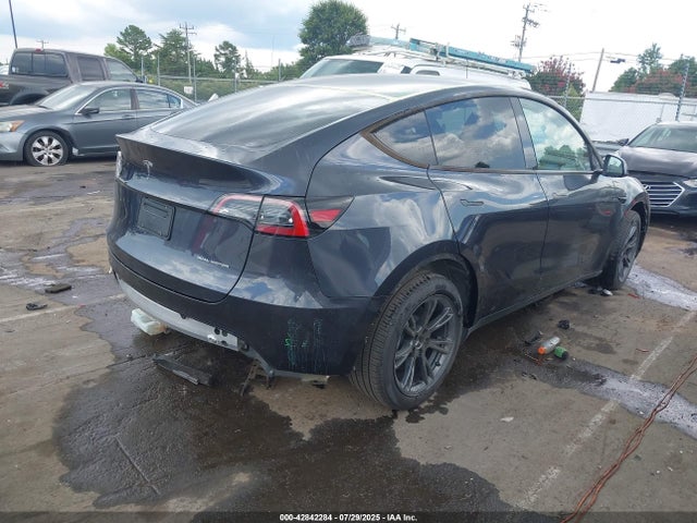 2024 TESLA MODEL Y 7SAYGDEE2RA306674 Photo 3