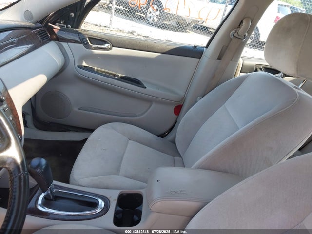 2G1WB5E33E1171351 Chevrolet lfx