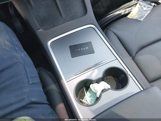 2022 TESLA MODEL Y 7SAYGAEE8NF366440 Photo 10