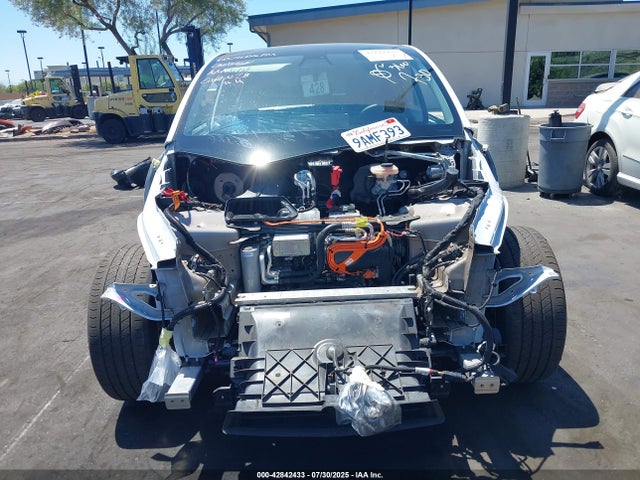 7SAYGAEE8NF366440 Tesla Model Y