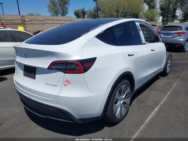 2022 TESLA MODEL Y 7SAYGAEE8NF366440 Photo 3
