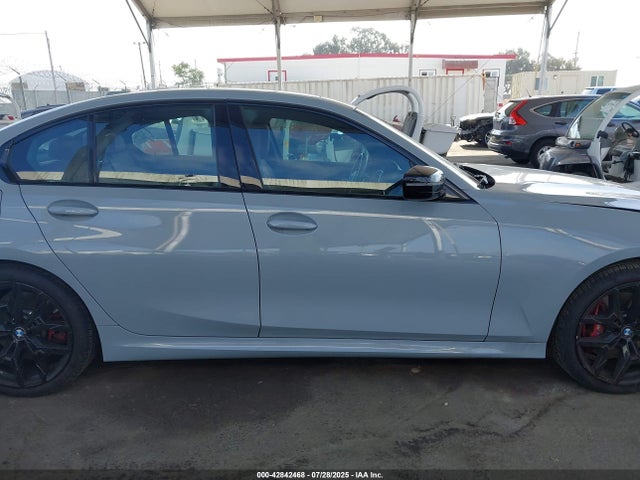 3MW69CW09S8F07896 BMW 330I