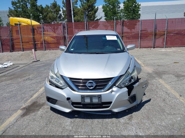 1N4AL3AP0JC121027 Nissan 2018