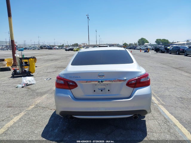 1N4AL3AP0JC121027 Nissan 2018
