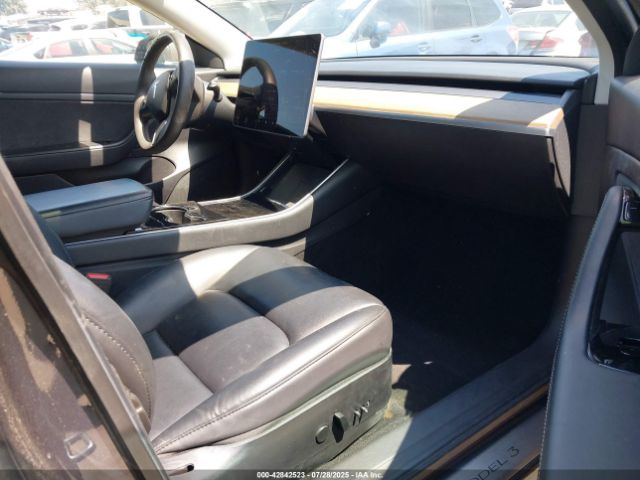 2020 TESLA MODEL 3 5YJ3E1EA7LF803660 Photo 4