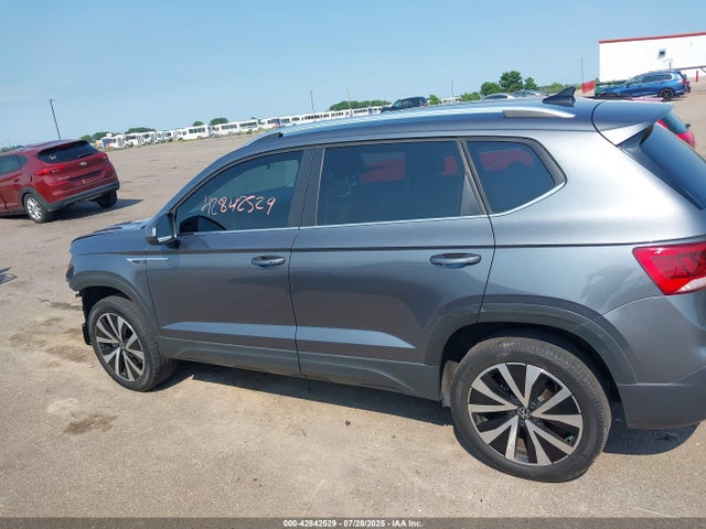 3VVWX7B25NM043459 Volkswagen tsi