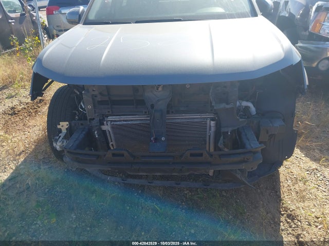 3VVWX7B25NM043459 Volkswagen tsi