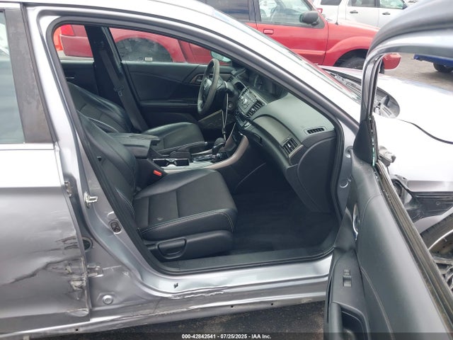1HGCR2F59HA061579 Honda k24w1