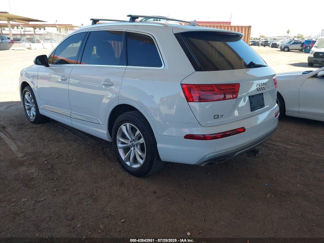 2017 AUDI Q7 WA1AAAF76HD030713 Photo 2