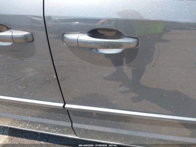 2C4RDGBG5HR548558 Dodge Grand Caravan