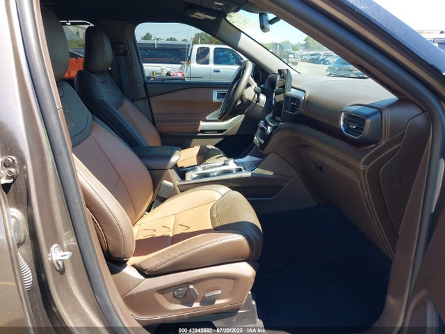1FM5K8LC7MGB71759 Ford Explorer King Ranch