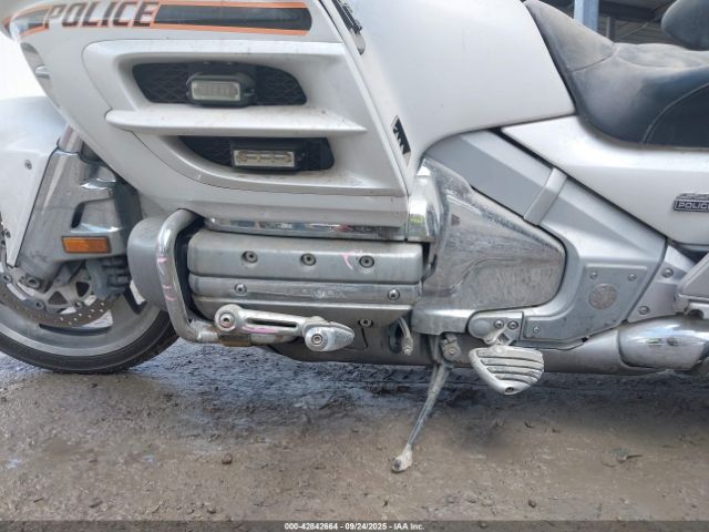 2008 HONDA GL1800 1HFSC47HX8A702681 Photo 8