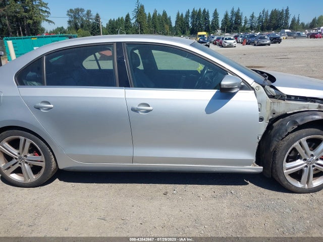 3VW4T7AJ5FM316179 Volkswagen 2015