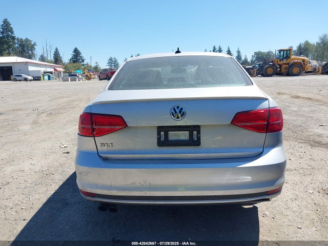 3VW4T7AJ5FM316179 Volkswagen 2015