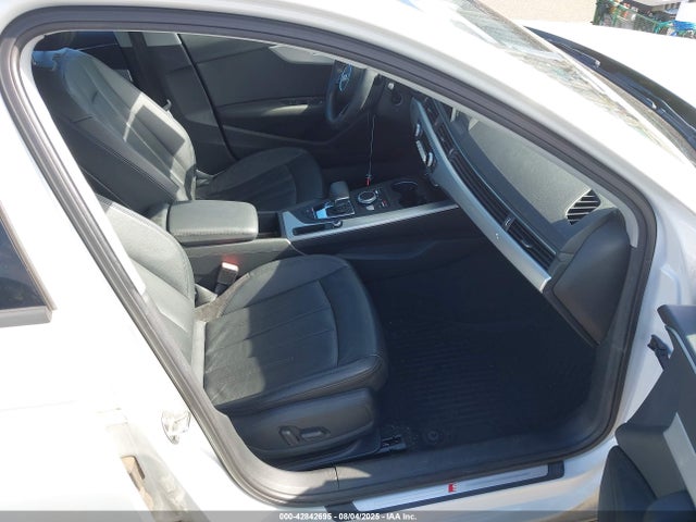 WAUKMAF43HN043739 Audi A4