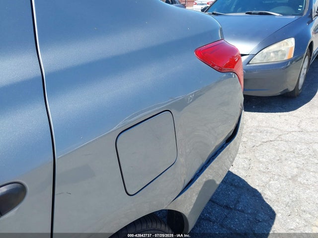 3N1CN7AP7EL834721 Nissan 2014