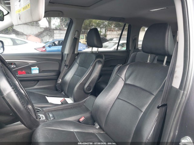 Honda j35y6 2018 5FNYF5H54JB004599 Image 19