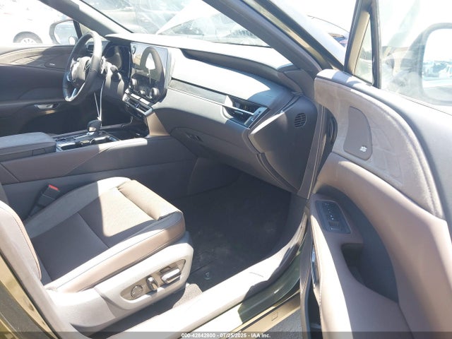 2025 LEXUS RX 450H+ JTJCJMGAXS2029770 Photo 4