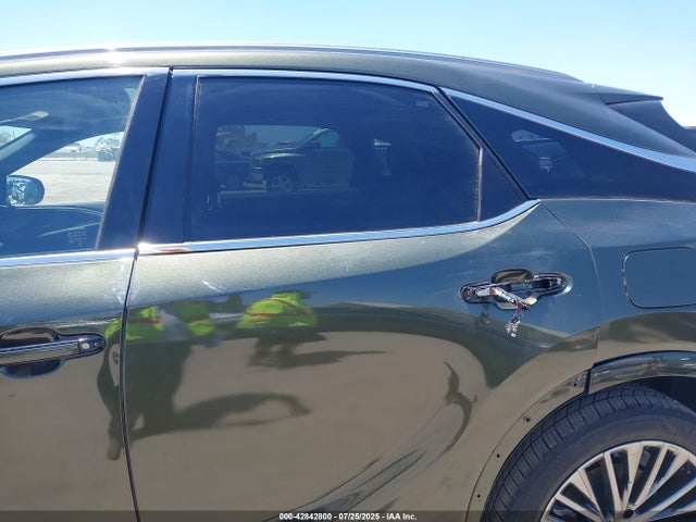 2025 LEXUS RX 450H+ JTJCJMGAXS2029770 Photo 5