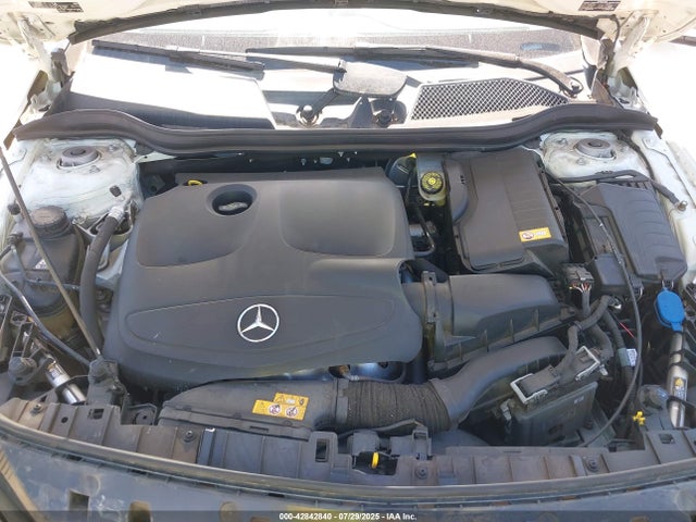 WDCTG4EB3GJ233461 Mercedes-Benz m270