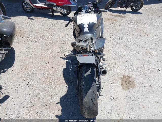 Yamaha Yzf-r6 2017 JYARJ28Y1HA001041 Image 16