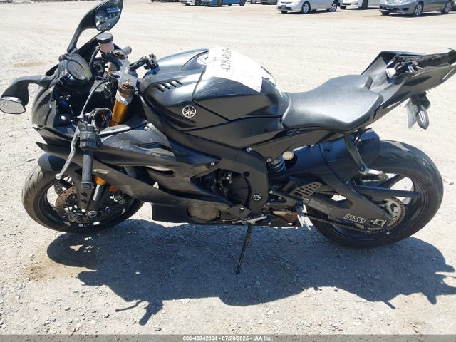 Yamaha Yzf-r6 2017 JYARJ28Y1HA001041 Image 13