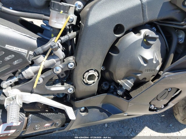 Yamaha Yzf-r6 2017 JYARJ28Y1HA001041 Image 8