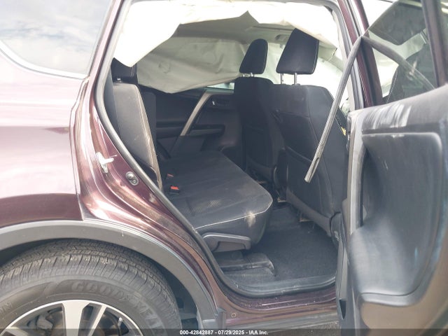 Toyota 2ar-fe 2018 2T3RFREV9JW735765 Image 8