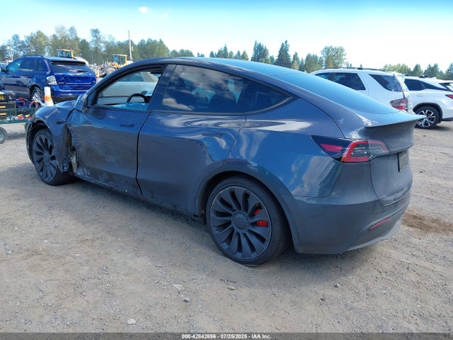 2023 TESLA MODEL Y 7SAYGDEF5PF591220 Photo 2