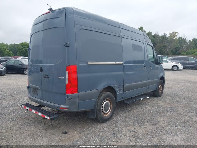 WD4PF0CD0KP083893 Mercedes-Benz om 642 with brake assist