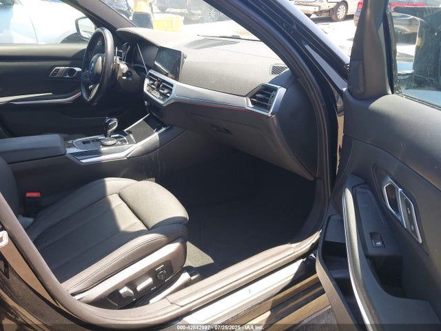 3MW5R1J08M8B84337 BMW 330I