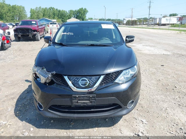 JN1BJ1CR2JW256583 Nissan ROGUE SPORT