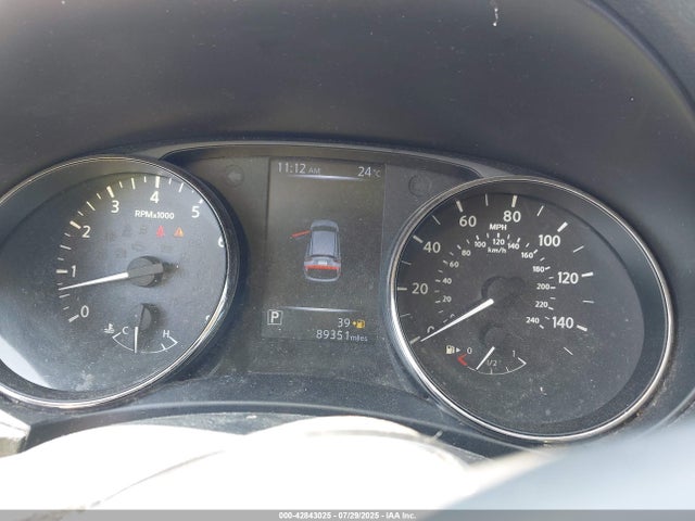 JN1BJ1CR2JW256583 Nissan ROGUE SPORT