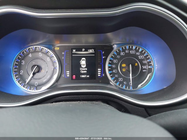 42843047 :رقم المزاد ، 1C3CCCAB4FN539498 vin ، 2015 Chrysler 200 Limited مزاد بيع