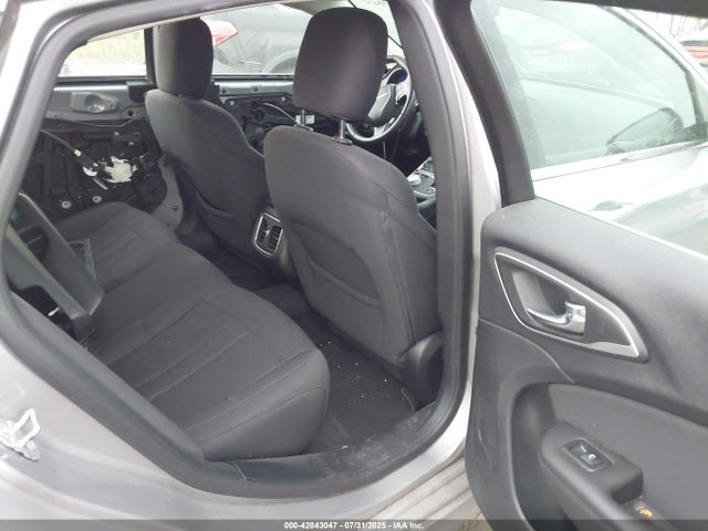 42843047 :رقم المزاد ، 1C3CCCAB4FN539498 vin ، 2015 Chrysler 200 Limited مزاد بيع