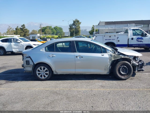 5YFEPRAEXLP107650 Toyota 2zr-fae