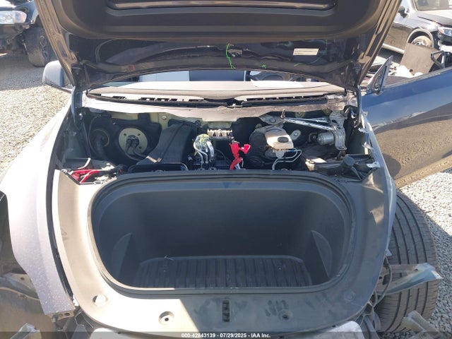 2023 TESLA MODEL Y 7SAYGDEE1PF900768 Photo 9